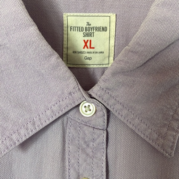Gap Dusty Lilac The Fitted Boyfriend Shirt - Picture 4 of 4